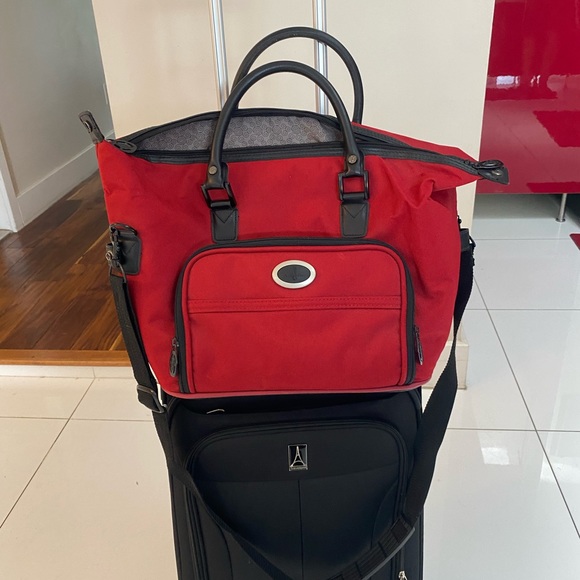 atlantic/TravelPro Bags Roomy Atlantic Weekender Bag Or Tote Or